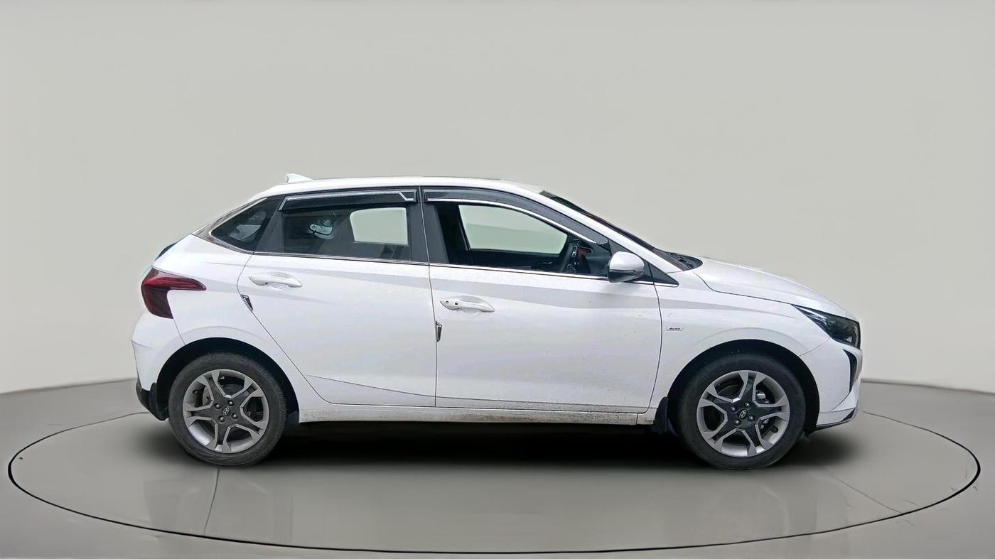 2026 Hyundai NEW I20 Sportz (O) 1.2 IVT, Petrol, Automatic, 3,608 km, exterior