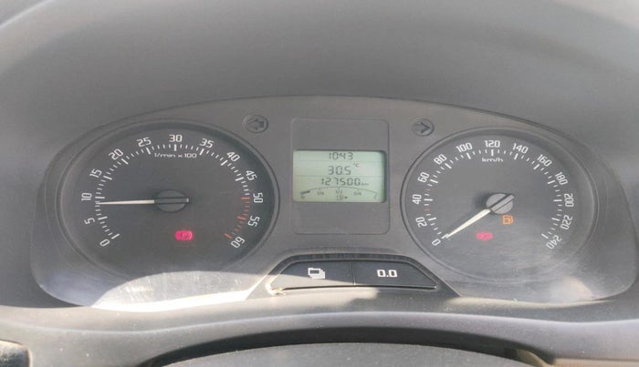 2012 Skoda Fabia AMBITION PLUS 1.2 TDI CR, Diesel, Manual, 1,27,500 km, interior