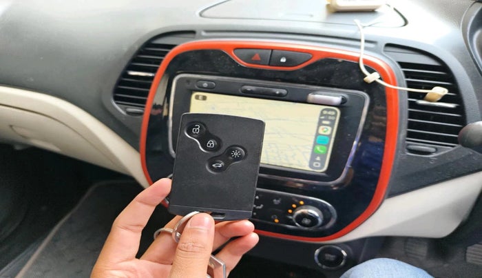 2019 Renault Captur PLATINE DIESEL DUAL TONE, Diesel, Manual, 57,635 km, interior