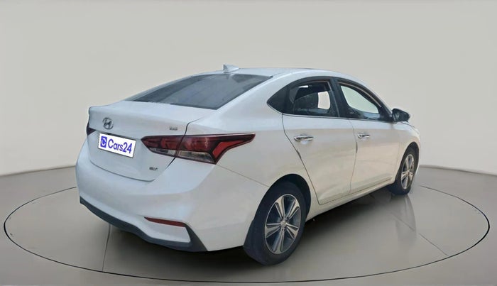 2018 Hyundai Verna 1.6 VTVT SX O, Petrol, Manual, 70,095 km, exterior