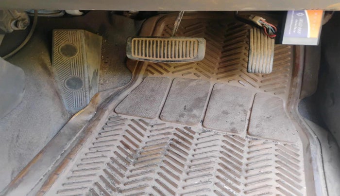 2011 Hyundai i10 SPORTZ 1.2 AT, CNG, Automatic, 84,592 km, interior