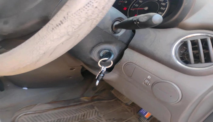 2011 Hyundai i10 SPORTZ 1.2 AT, CNG, Automatic, 84,592 km, interior