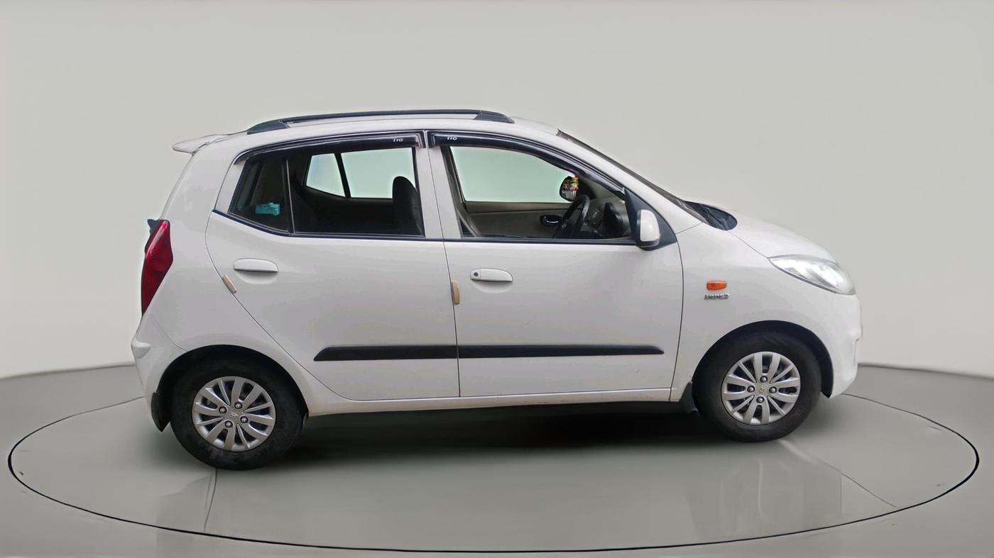 2014 Hyundai i10 SPORTZ 1.1, Petrol, Manual, 49,257 km, exterior