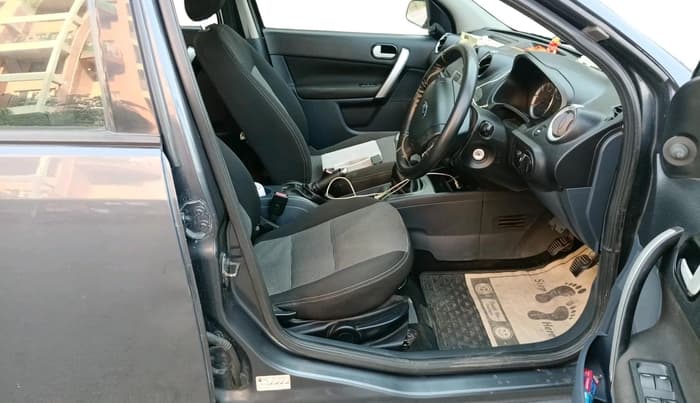 2012 Ford Fiesta Classic SXI 1.6 PETROL, Petrol, Manual, 1,07,866 km, interior