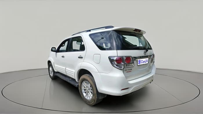 2014 Toyota Fortuner 3.0 4X2 AT, Diesel, Automatic, 2,27,890 km, exterior