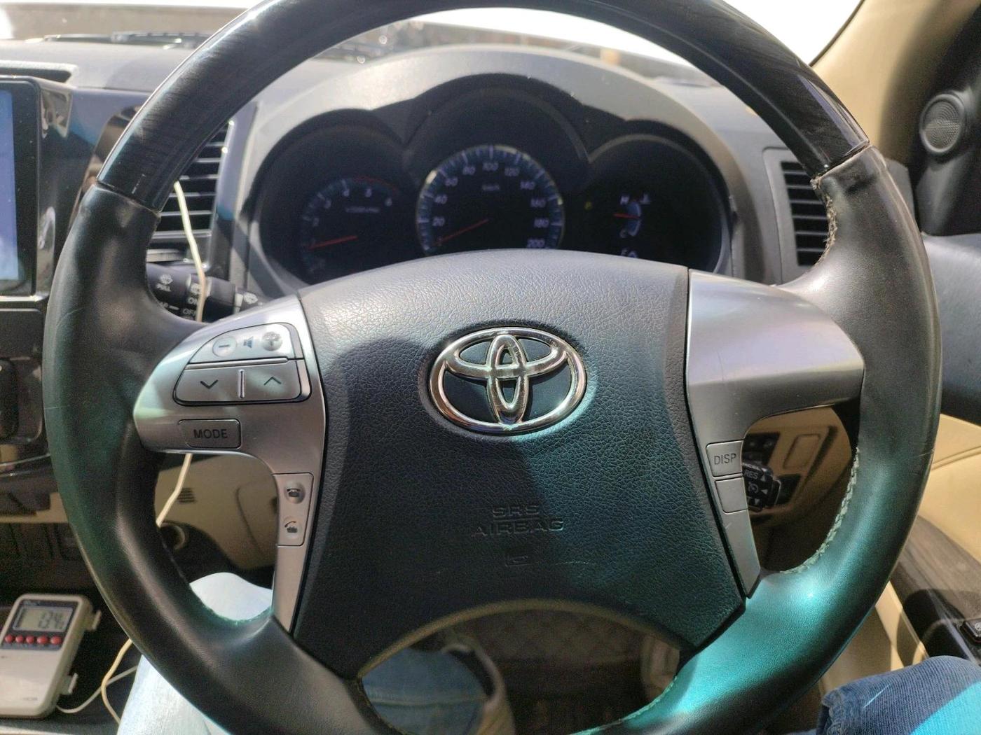 2014 Toyota Fortuner 3.0 4X2 AT, Diesel, Automatic, 2,27,890 km, interior