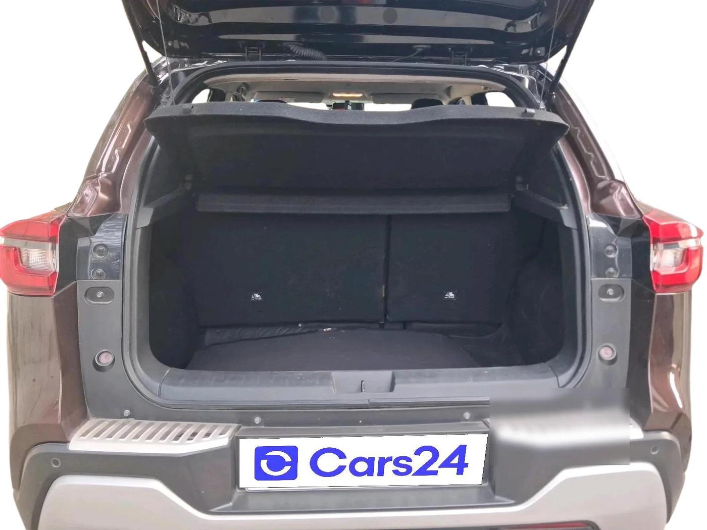 2023 Nissan MAGNITE XV PREMIUM TURBO CVT DUAL TONE, Petrol, Automatic, 11,217 km, exterior