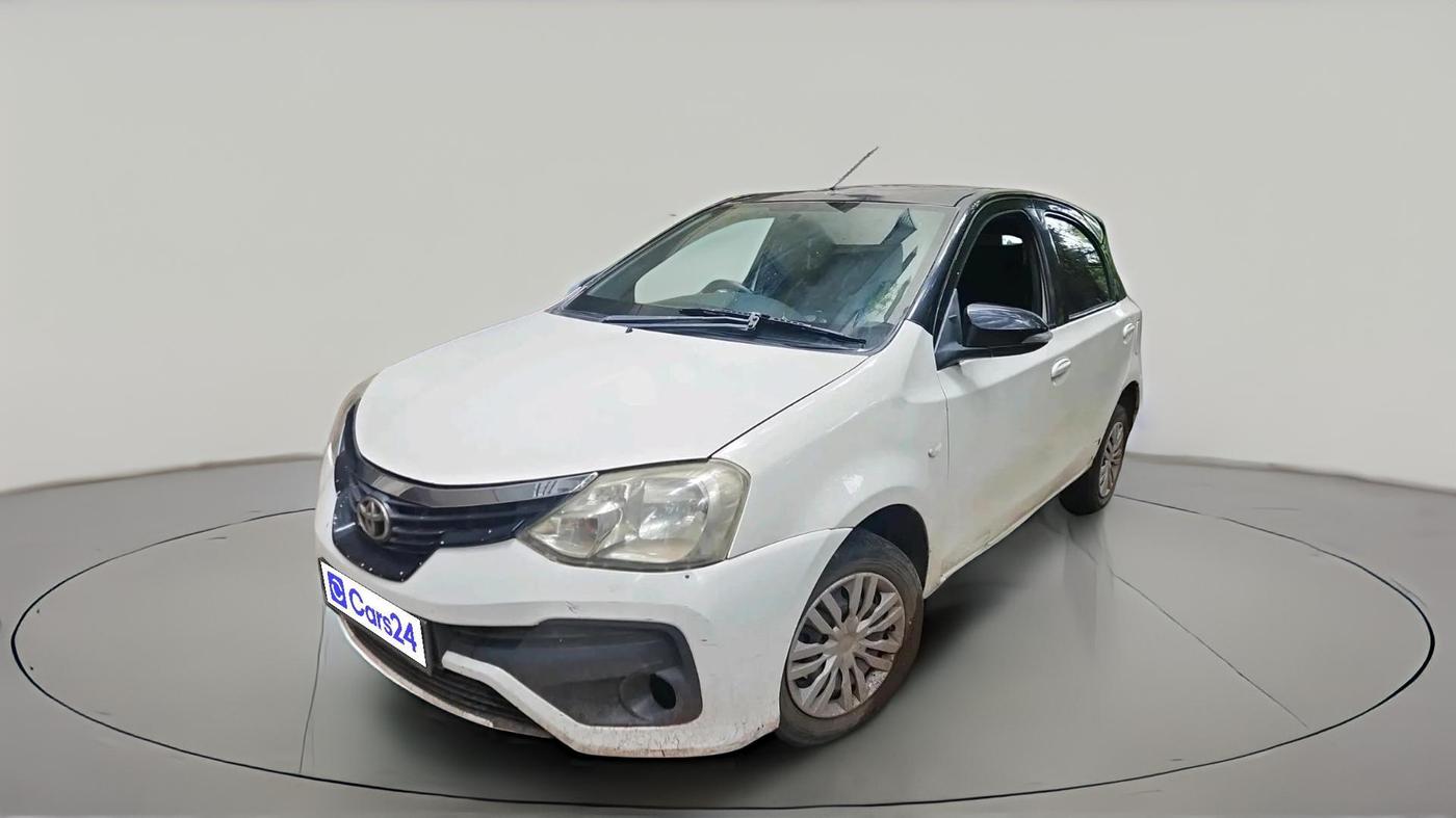 2013 Toyota Etios Liva GD, Diesel, Manual, 1,40,586 km, exterior