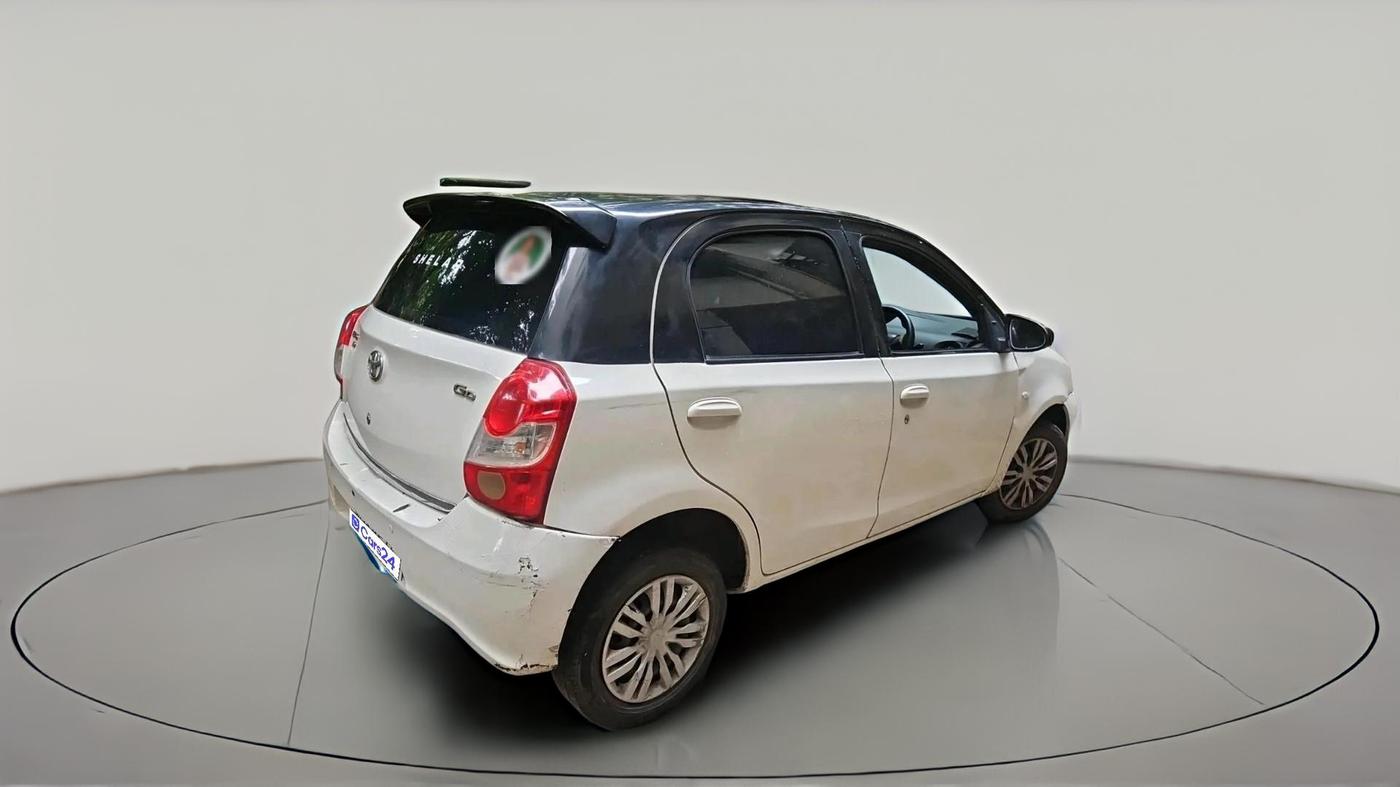 2013 Toyota Etios Liva GD, Diesel, Manual, 1,40,586 km, exterior