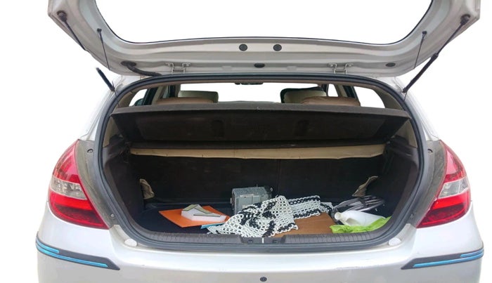 2011 Hyundai i20 SPORTZ 1.2, Petrol, Manual, 1,07,028 km, exterior