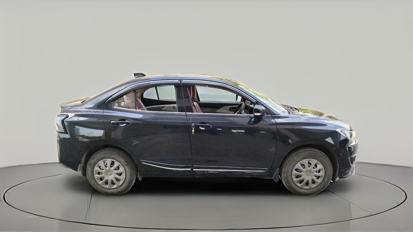 2025 Maruti Dzire VXi CNG, CNG, Manual, 11,510 km, exterior