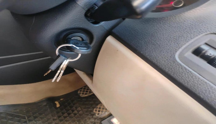 2010 Volkswagen Polo COMFORTLINE 1.2L PETROL, Petrol, Manual, 65,211 km, interior