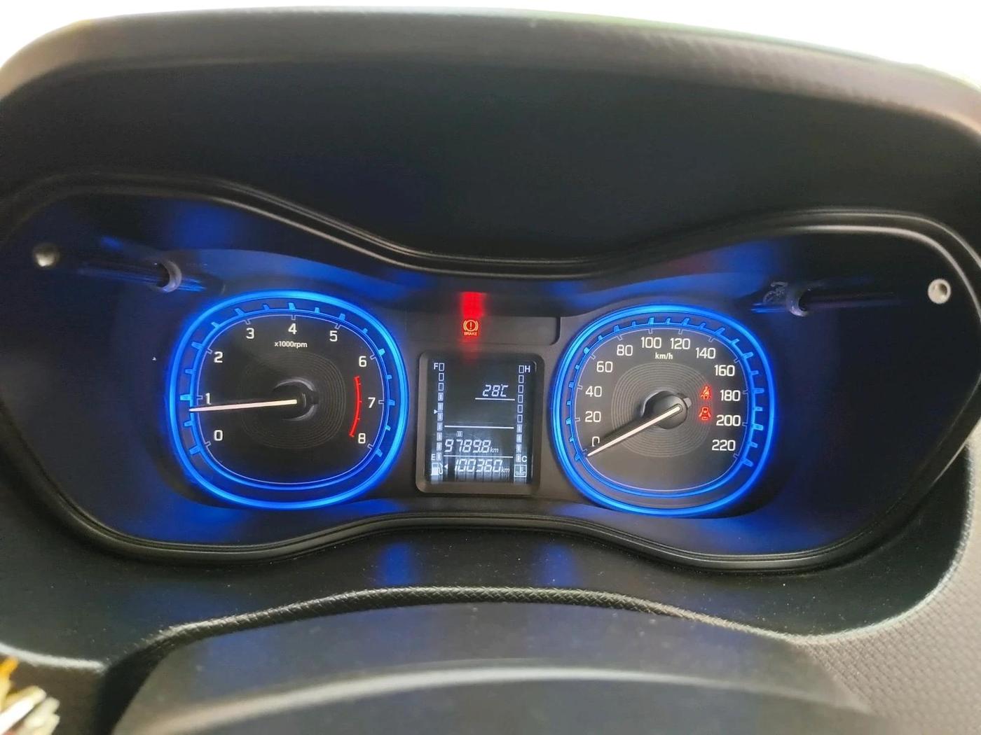 2022 Maruti BREZZA ZXI, Petrol, Manual, 1,00,360 km, interior