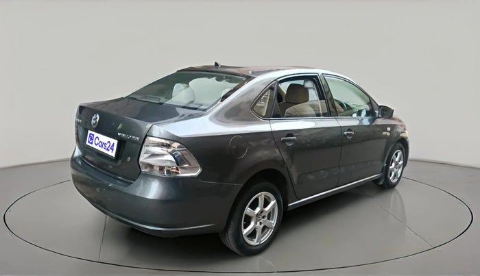 2013 Volkswagen Vento HIGHLINE DIESEL 1.6, Diesel, Manual, 1,11,694 km, exterior