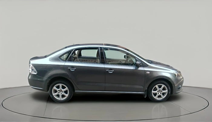 2013 Volkswagen Vento HIGHLINE DIESEL 1.6, Diesel, Manual, 1,11,694 km, exterior