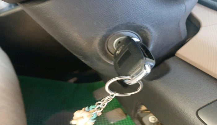 2015 Hyundai Xcent S 1.1 CRDI, Diesel, Manual, 1,16,661 km, interior