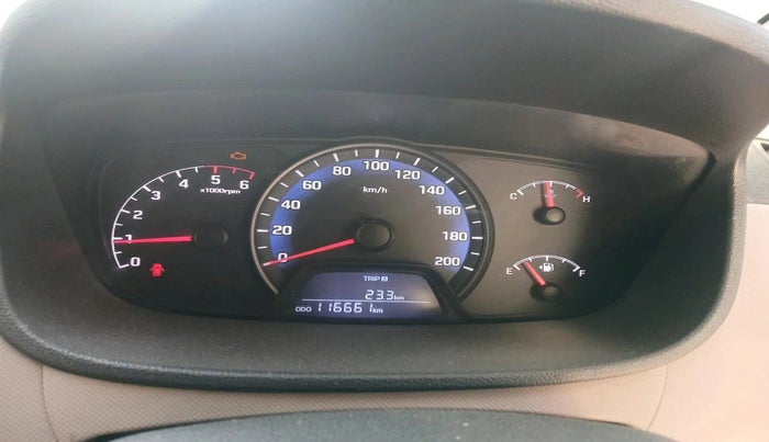 2015 Hyundai Xcent S 1.1 CRDI, Diesel, Manual, 1,16,661 km, interior