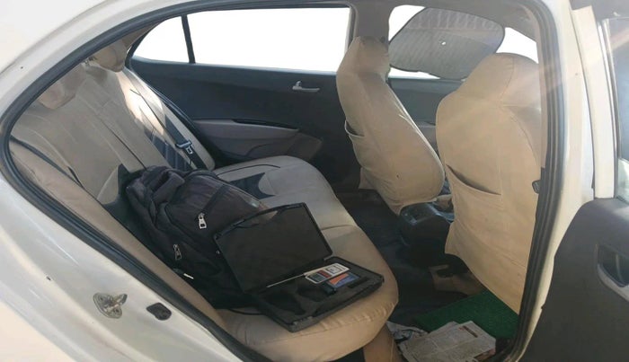 2015 Hyundai Xcent S 1.1 CRDI, Diesel, Manual, 1,16,661 km, interior