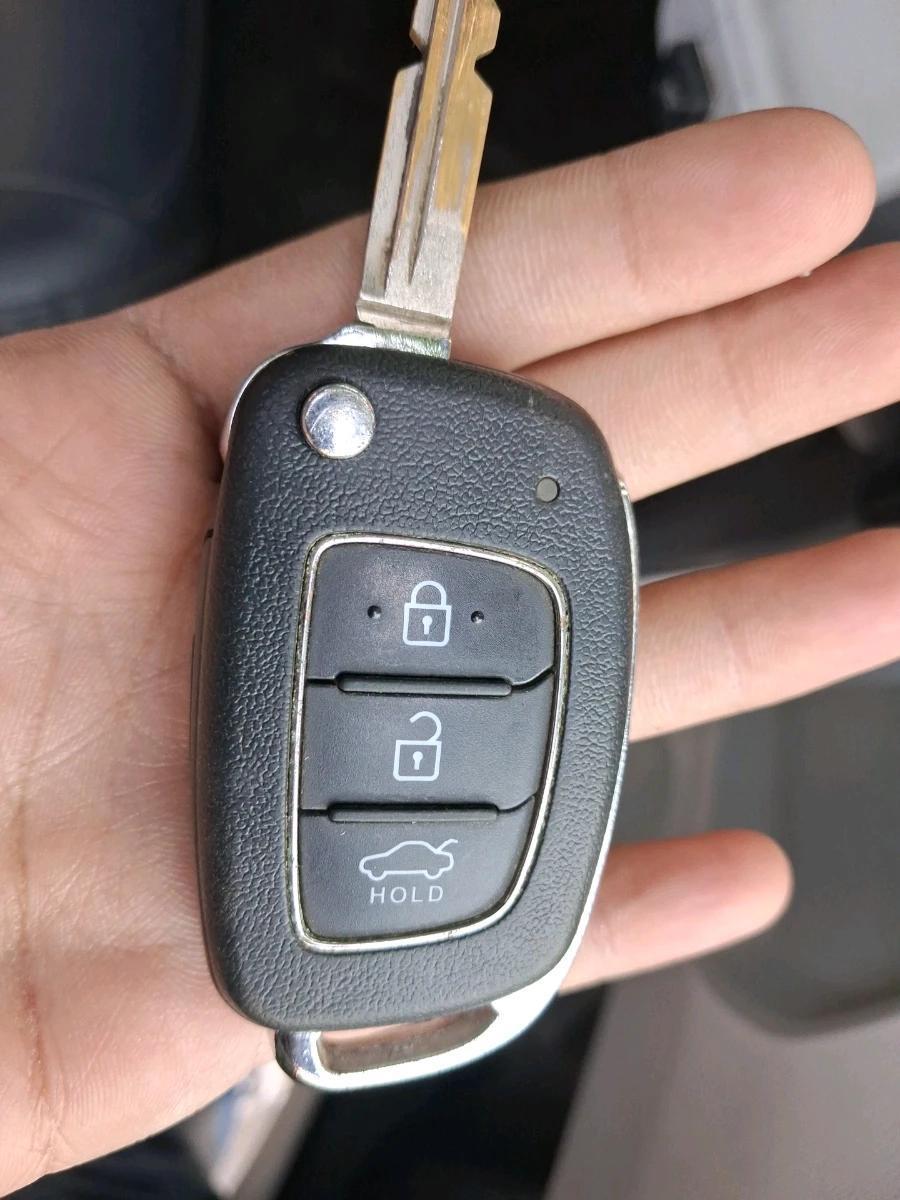 2019 Hyundai GRAND I10 NIOS SPORTZ 1.2 KAPPA VTVT, CNG, Manual, 81,205 km, interior