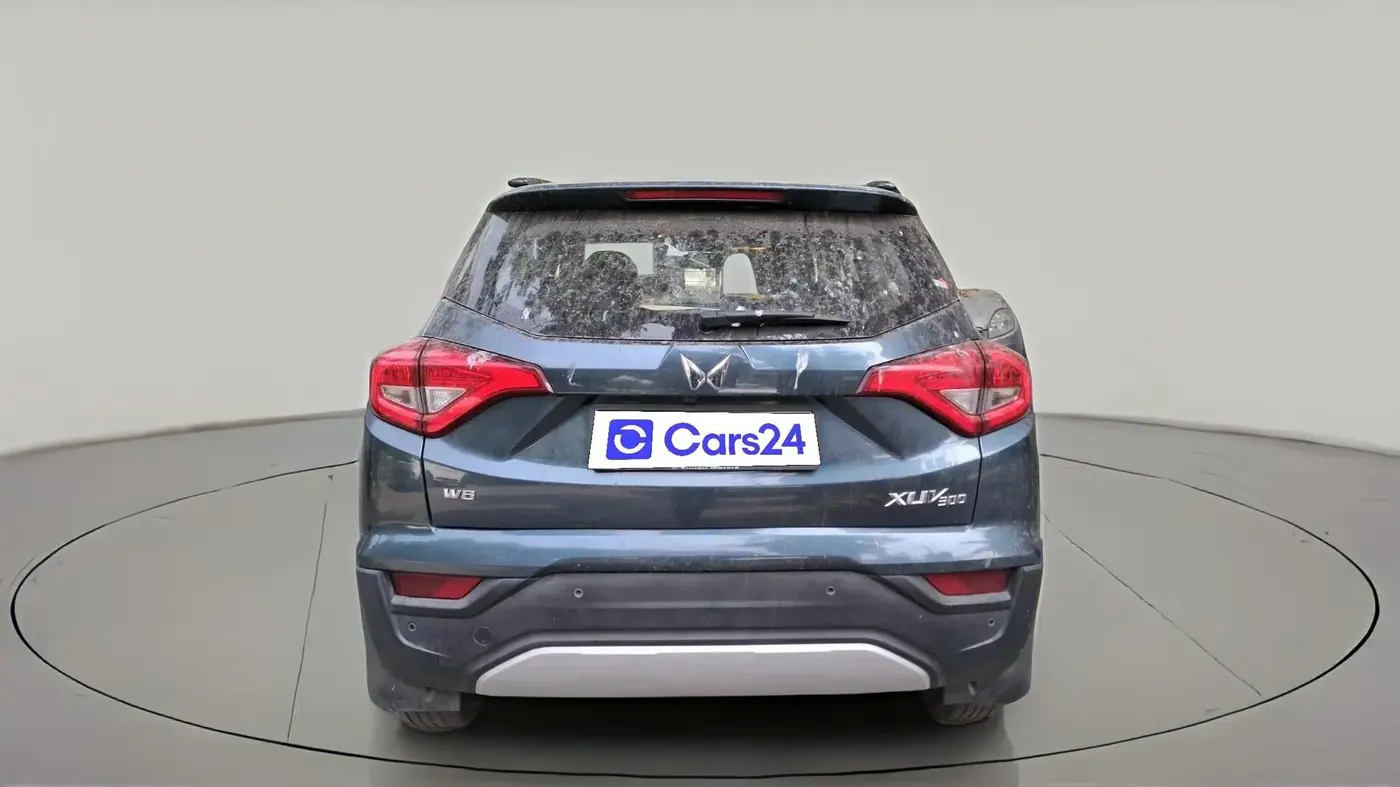 2023 Mahindra XUV300 W8 1.5 DIESEL, Diesel, Manual, 38,362 km, exterior