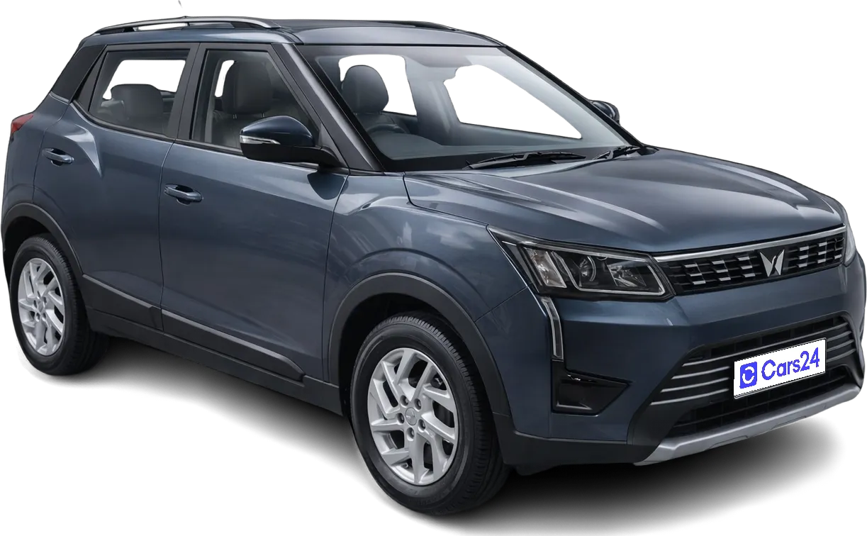 2023 Mahindra XUV300 - SUV - Diesel - Manual - ₹10.87 lakh