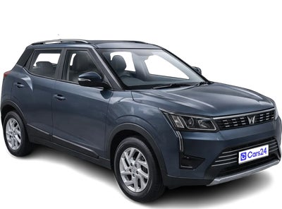 2023 Mahindra XUV300 - SUV - Diesel - Manual - ₹10.87 lakh