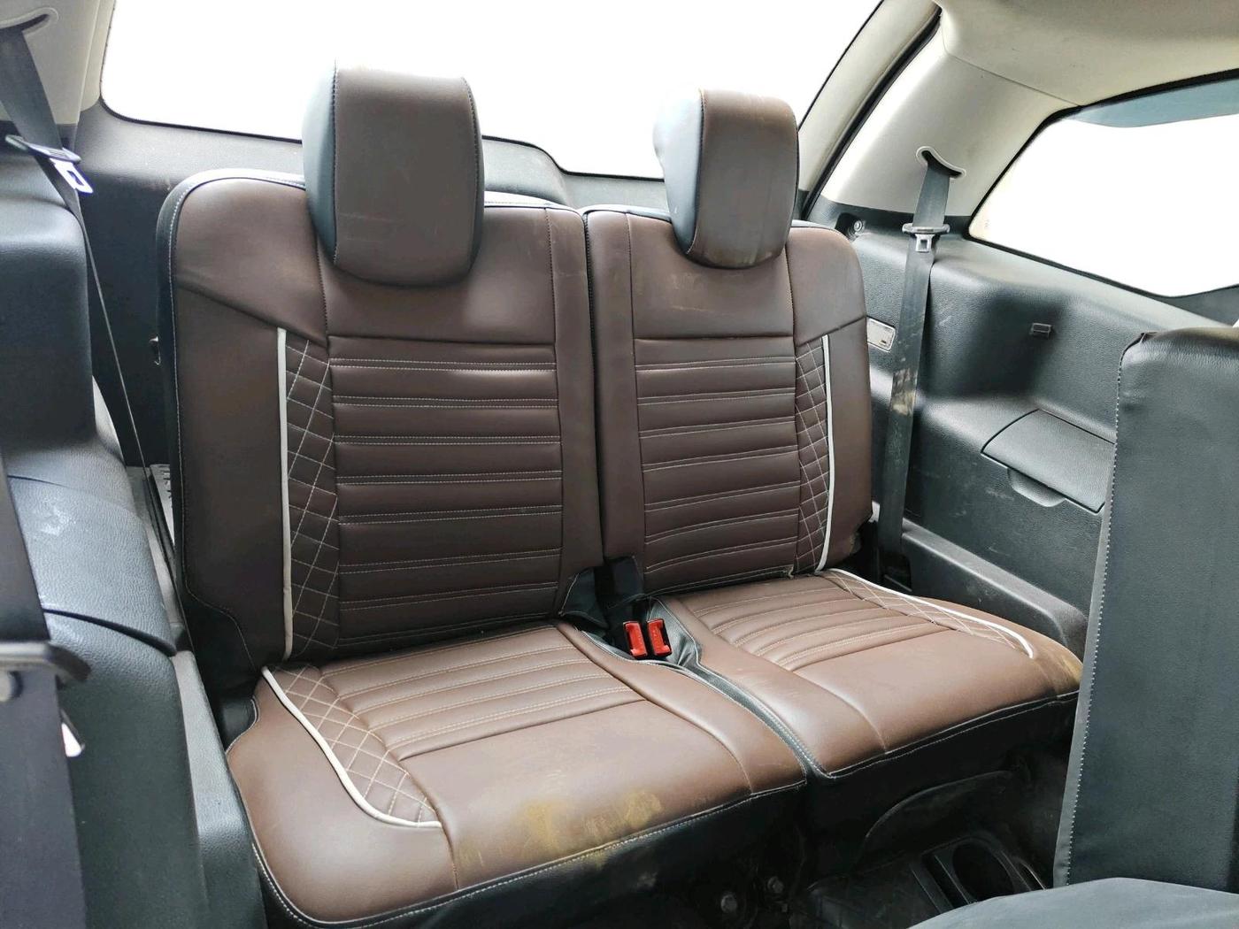 2018 Tata Hexa XT 4X2 7 STR, Diesel, Manual, 1,61,669 km, interior
