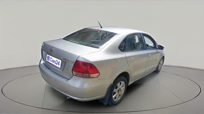 2011 Volkswagen Vento HIGHLINE DIESEL 1.6, Diesel, Manual, 1,07,297 km, exterior
