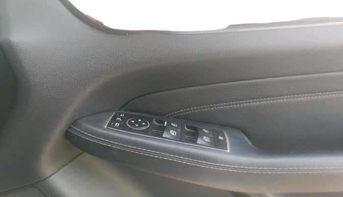 2014 Mercedes Benz Ml Class 250 CDI, Diesel, Automatic, 1,19,955 km, interior