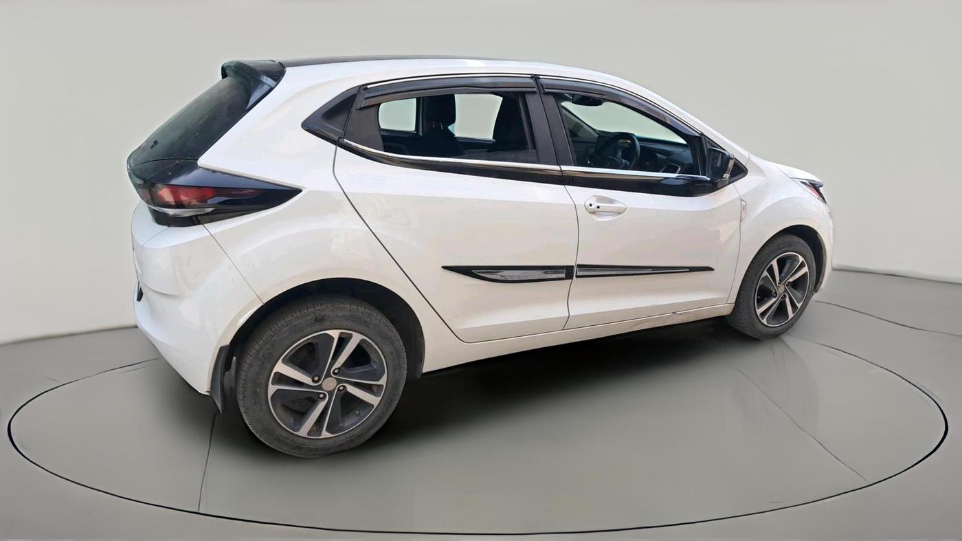 2023 Tata ALTROZ XZ PLUS PETROL, Petrol, Manual, 12,997 km, exterior