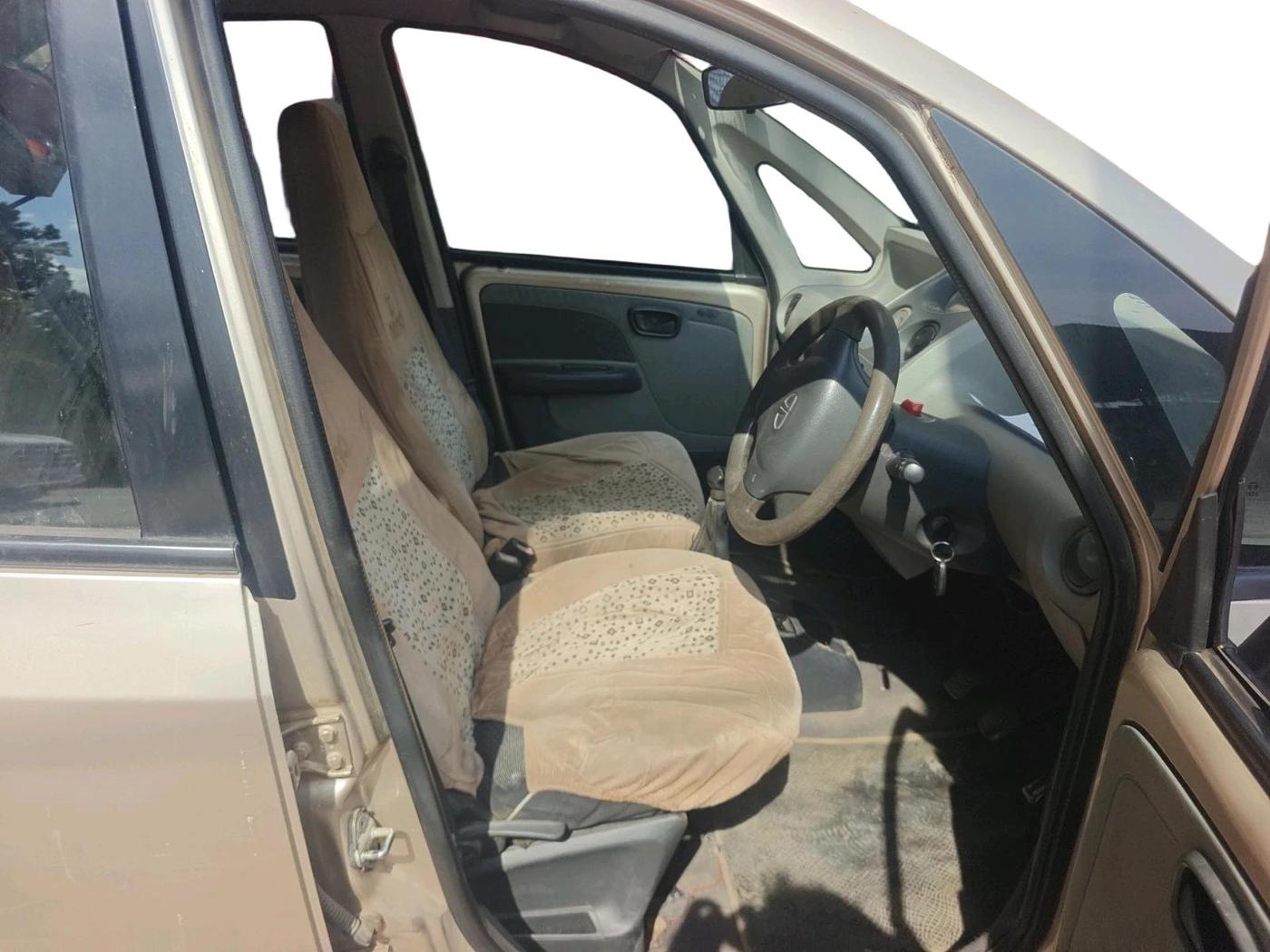 2011 Tata Nano LX, Petrol, Manual, 1,00,000 km, interior