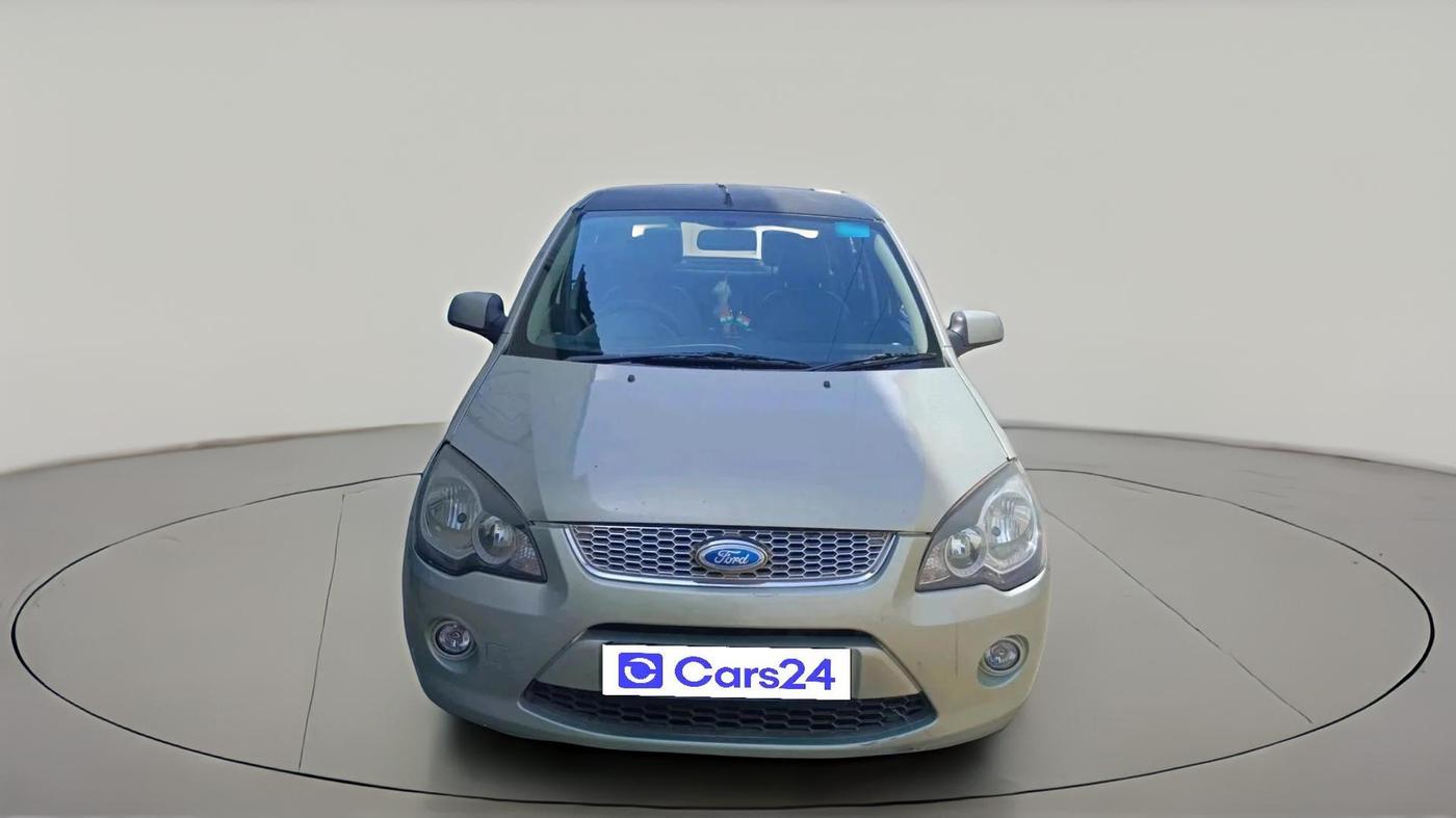 2012 Ford Fiesta STYLE PETROL MT, Petrol, Manual, 1,57,050 km, exterior