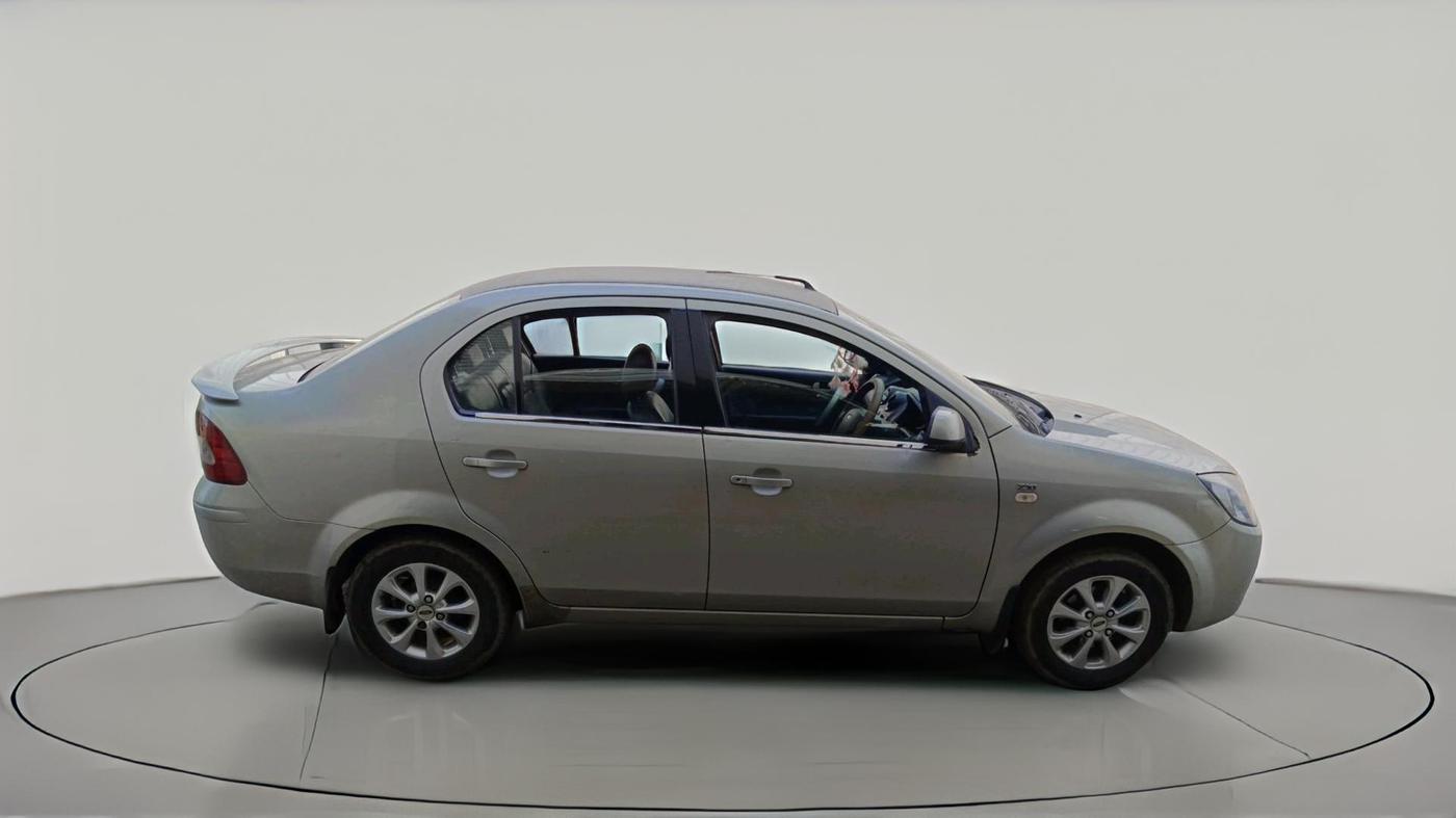 2012 Ford Fiesta STYLE PETROL MT, Petrol, Manual, 1,57,050 km, exterior