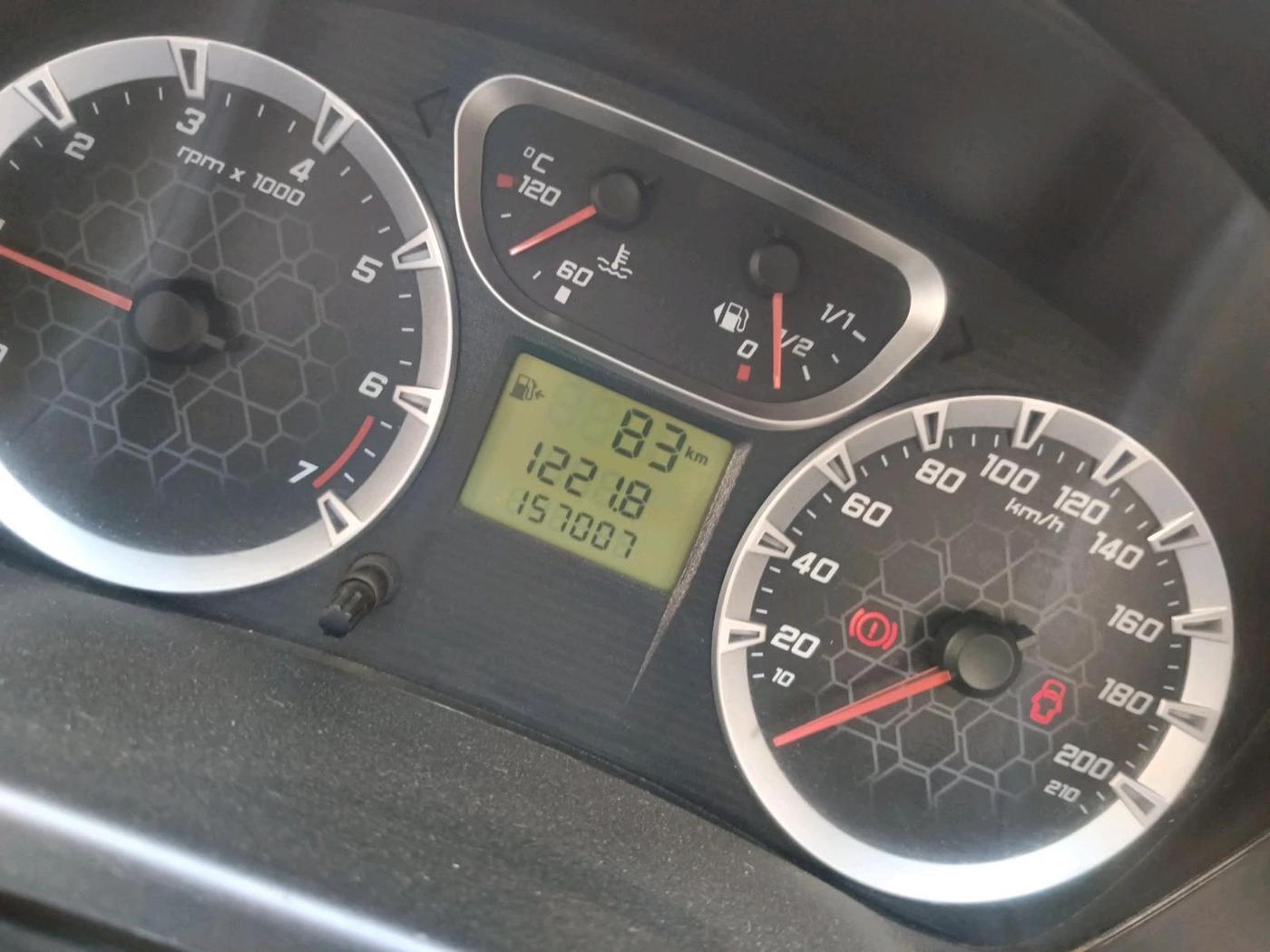 2012 Ford Fiesta STYLE PETROL MT, Petrol, Manual, 1,57,050 km, interior