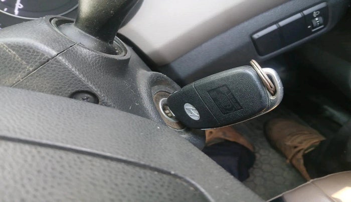 2017 Hyundai Creta E PLUS 1.6 PETROL, Petrol, Manual, 1,08,453 km, interior