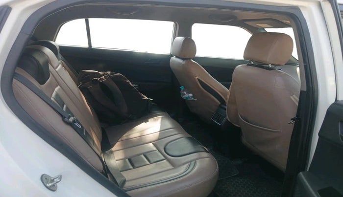 2017 Hyundai Creta E PLUS 1.6 PETROL, Petrol, Manual, 1,08,453 km, interior