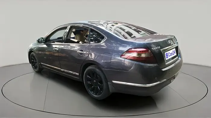 2011 Nissan Teana 250XV, CNG, Automatic, 1,11,761 km, exterior