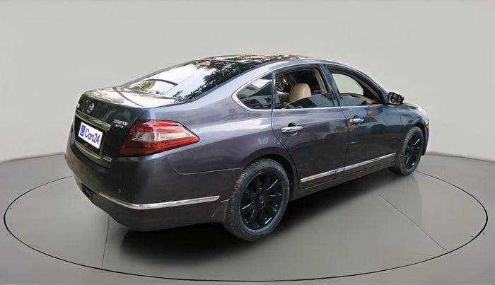 2011 Nissan Teana 250XV, CNG, Automatic, 1,11,761 km, exterior