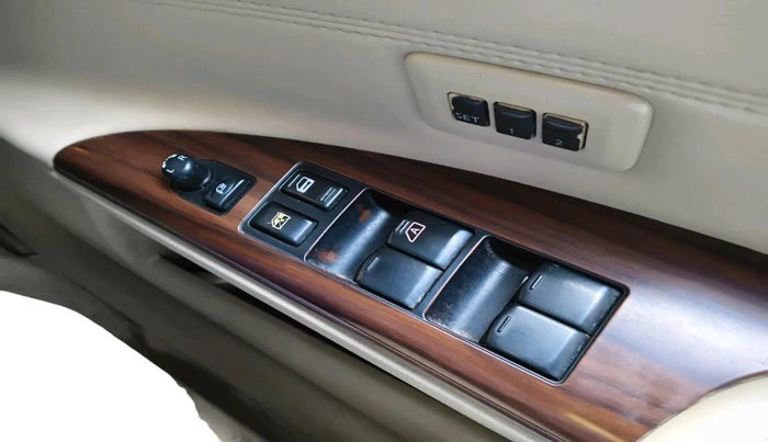 2011 Nissan Teana 250XV, CNG, Automatic, 1,11,761 km, interior