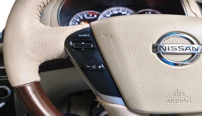 2011 Nissan Teana 250XV, CNG, Automatic, 1,11,761 km, interior