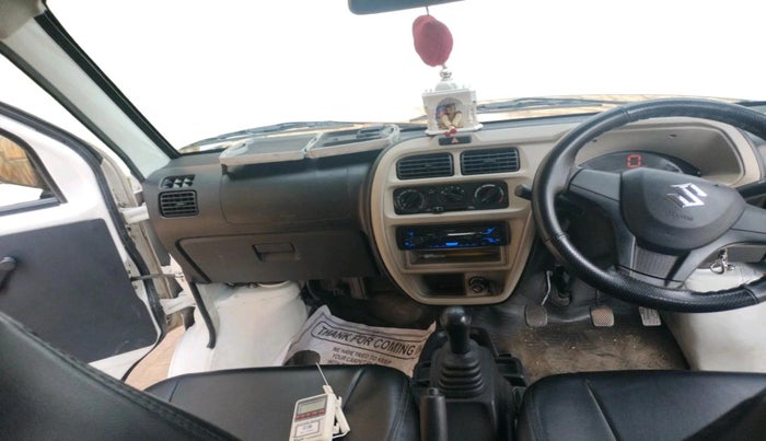 2024 Maruti Eeco 5 Str Ac CNG (O) , CNG, Manual, 27,578 km, interior