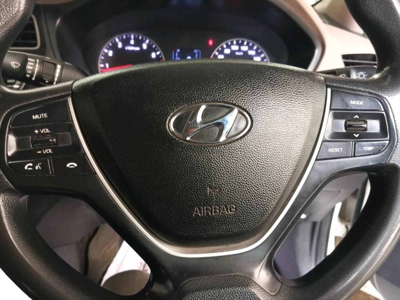 2018 Hyundai Elite i20 ASTA 1.2  CVT, Petrol, Automatic, 1,82,050 km, interior