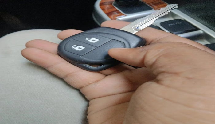 2013 Maruti Wagon R 1.0 VXI, Petrol, Manual, 26,663 km, interior