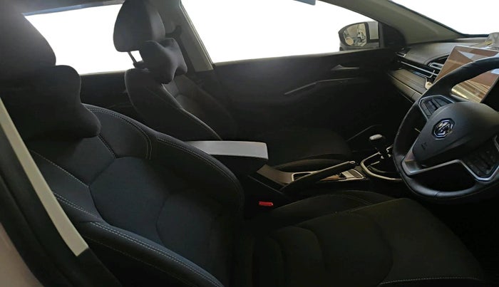2024 MG HECTOR Shine Pro 1.5 Turbo MT , Petrol, Manual, 12,000 km, interior