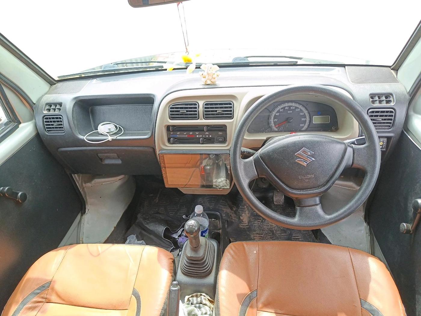 2020 Maruti Eeco 5 STR WITH A/C+HTR CNG, CNG, Manual, 84,827 km, interior