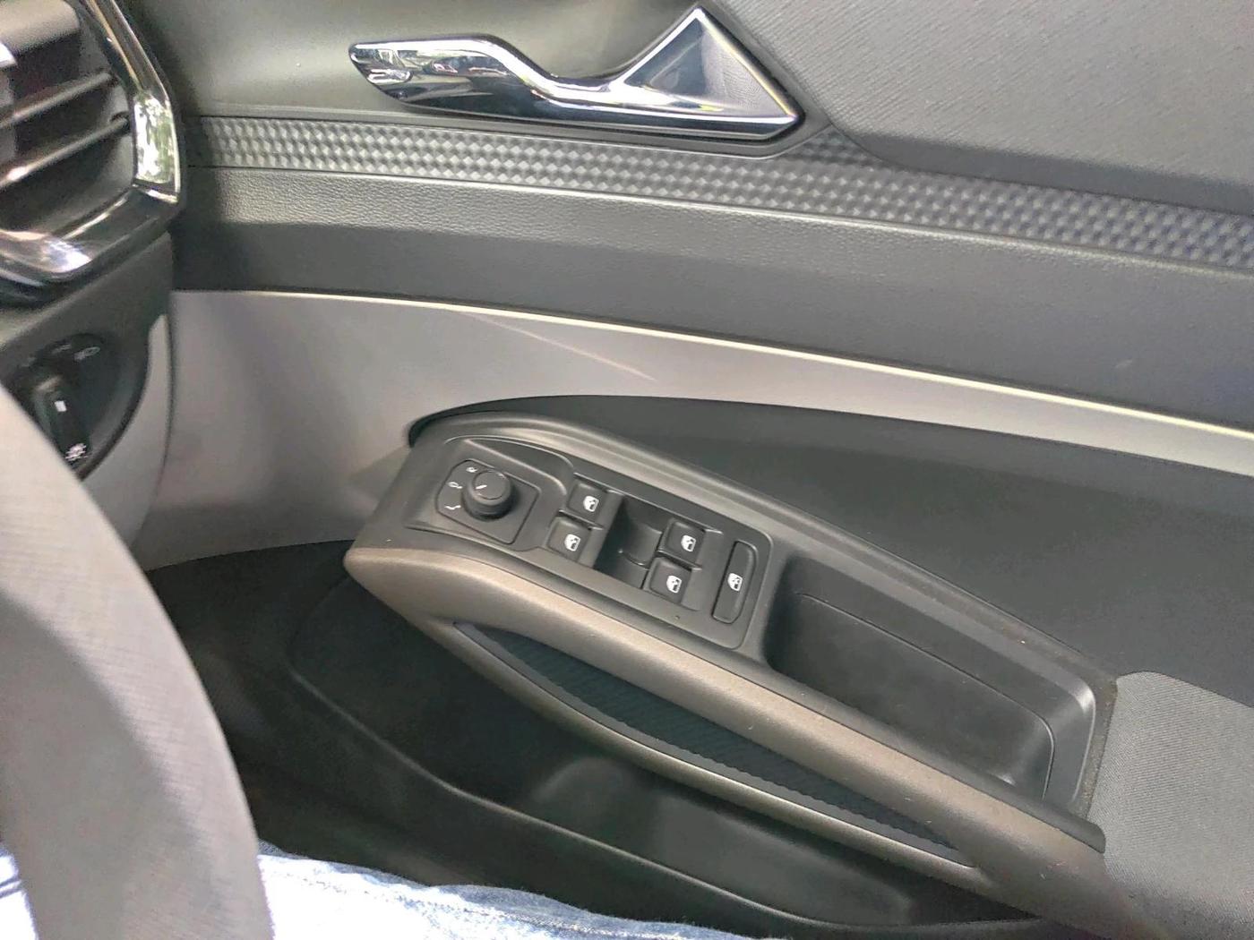 2025 Skoda Kylaq Signature AT, Petrol, Automatic, 1,467 km, interior