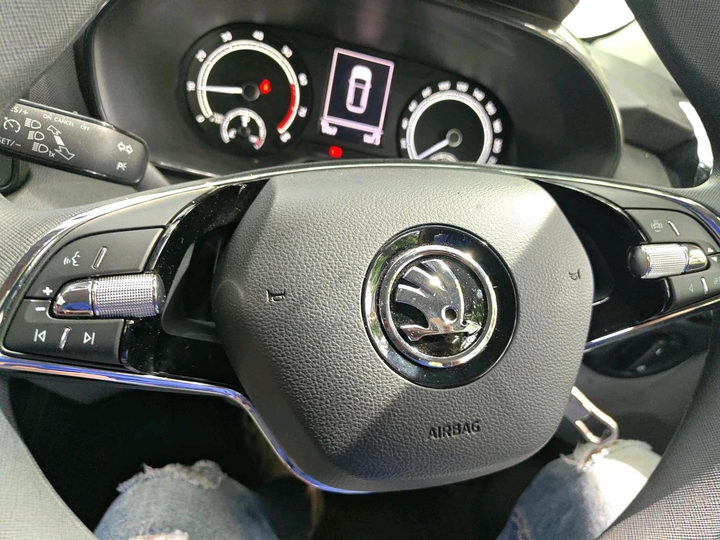 2025 Skoda Kylaq Signature AT, Petrol, Automatic, 1,467 km, interior