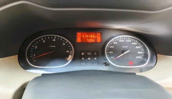 2013 Renault Duster RXL PETROL, Petrol, Manual, 1,15,462 km, interior