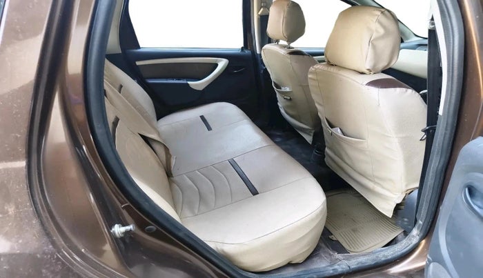 2013 Renault Duster RXL PETROL, Petrol, Manual, 1,15,462 km, interior