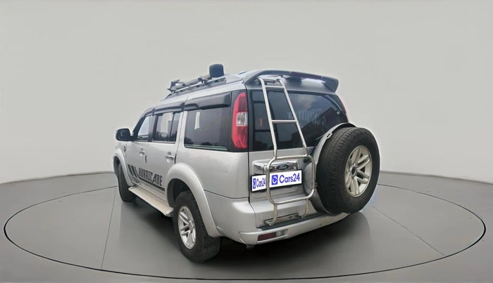 2011 Ford Endeavour 2.5L 4X2 MT, Diesel, Manual, 1,69,305 km, exterior